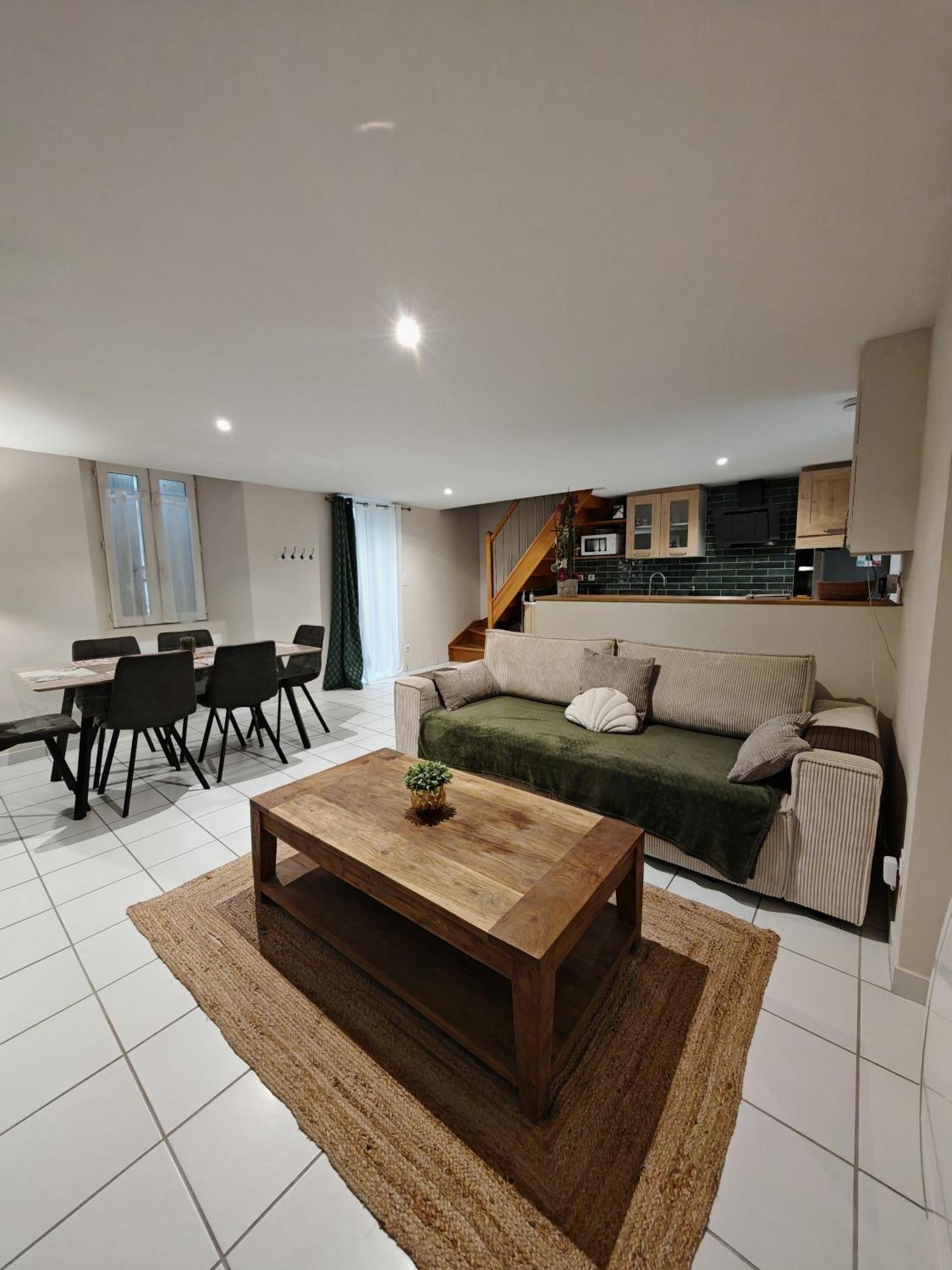 Jolie Maison Au 34 Centre-Ville Angoulême Exteriör bild